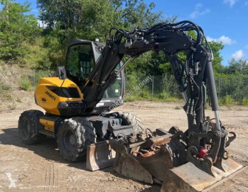 Excavadora de ruedas Mecalac
