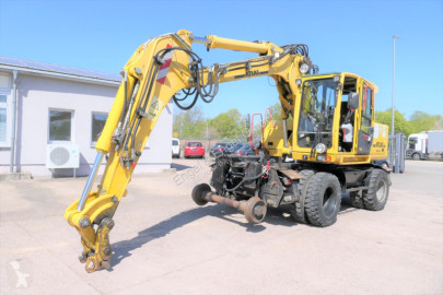 Escavatore gommato Atlas