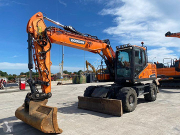 送料無料☆1:50 Doosan DX160W wheeled 釣り上がる excavator