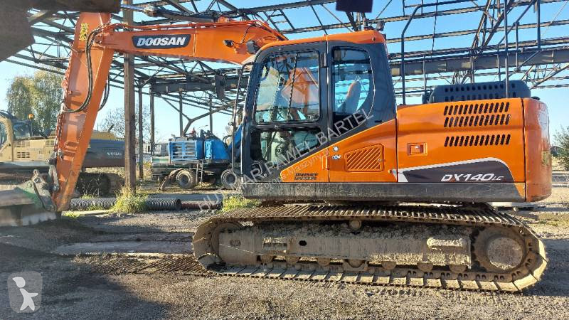 Escavadora Doosan DX140LC-5