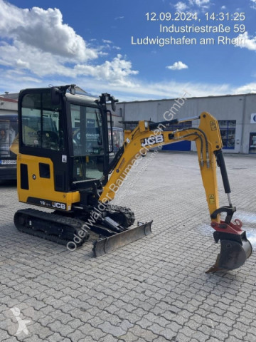 Mini escavatore JCB
