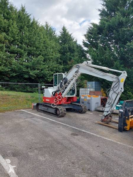 Excavadora Takeuchi