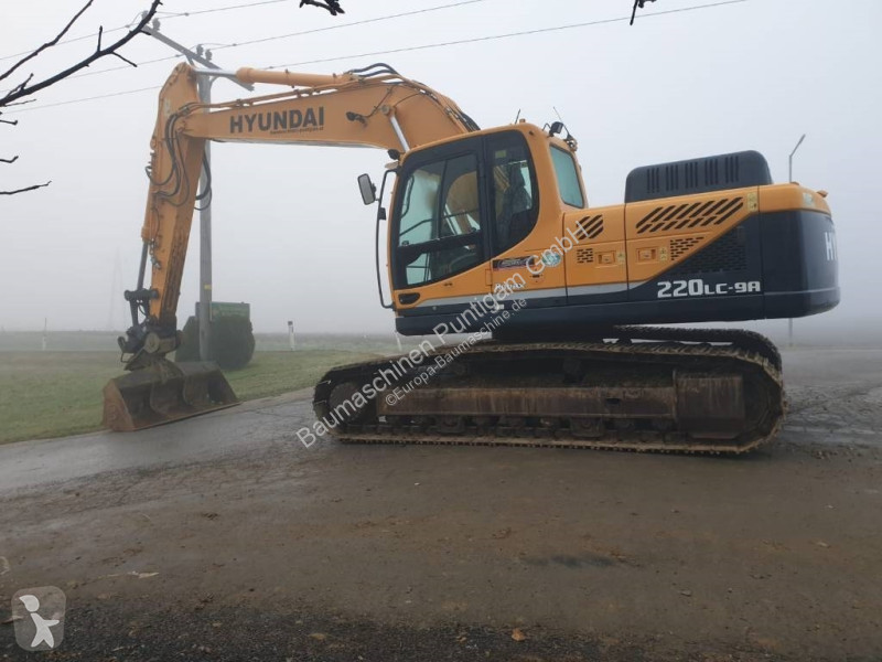 Lopatový nakládač Hyundai R 220 LC-9A