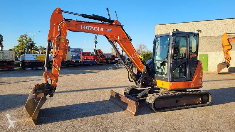 Lopatový nakládač Hitachi ZX65USB-5A CLR