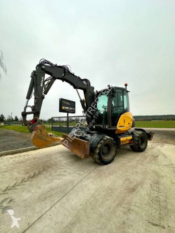 Excavadora de ruedas Mecalac