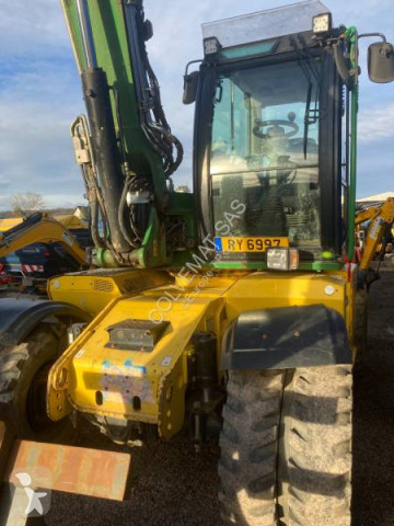 Excavadora de ruedas JCB