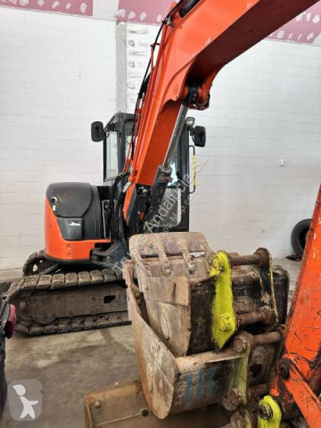Excavadora de cadenas Hitachi