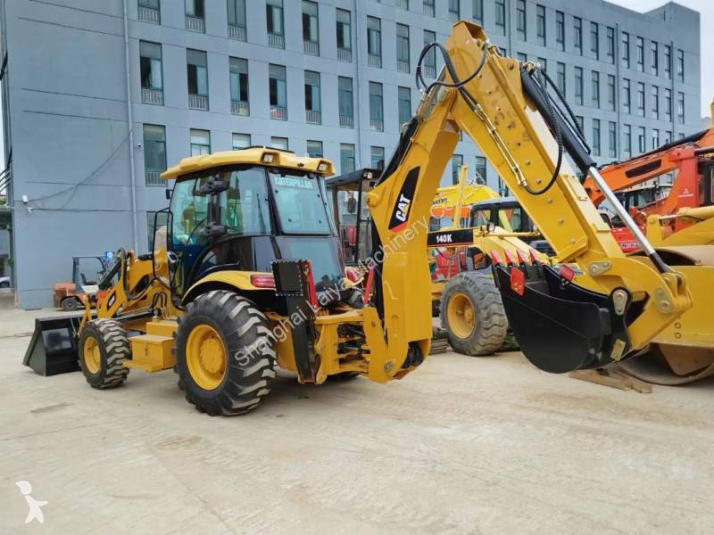 Excavadora Caterpillar 420F with extension arm