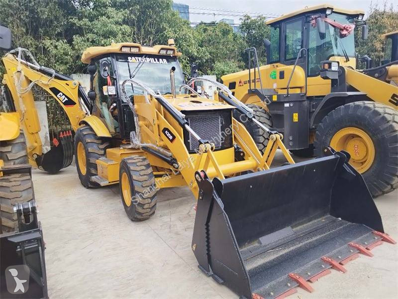 Escavadora Caterpillar 420F