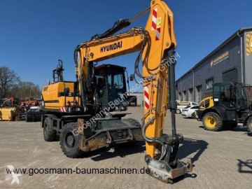 Excavadora de ruedas Hyundai