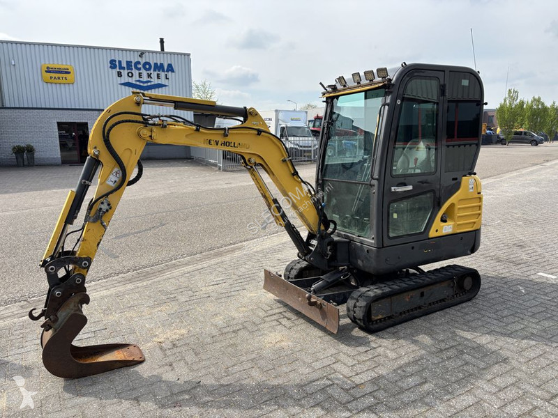 Skovl New Holland Minigraver