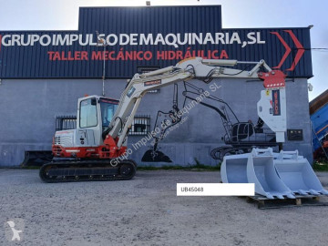 Excavadora de cadenas Takeuchi