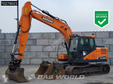 Excavadora de cadenas Doosan