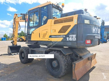 Excavadora de ruedas Hyundai