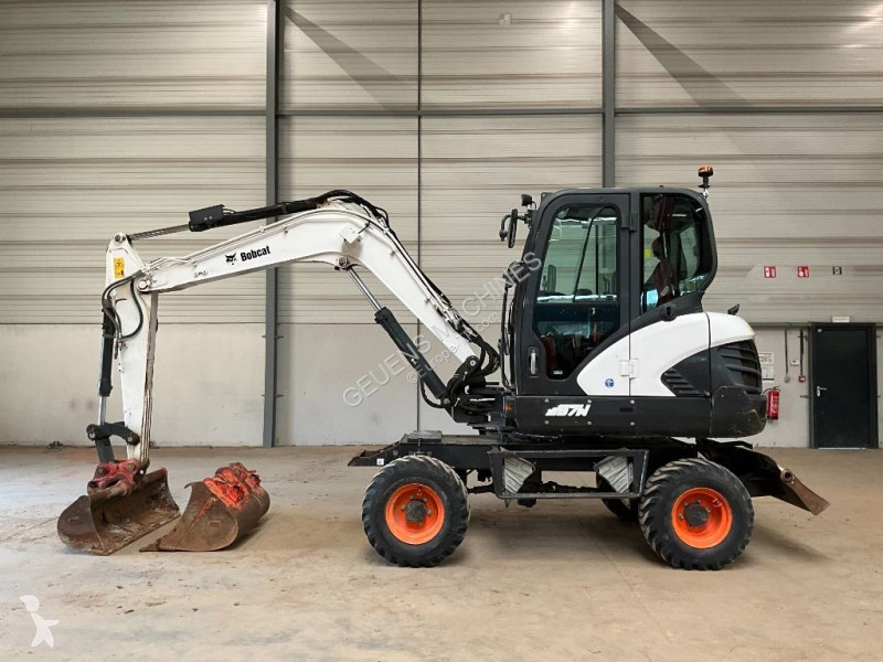 Escavadora Bobcat E 57 W