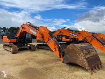 Excavadora de cadenas Doosan