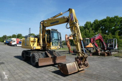 Excavadora de ruedas Komatsu