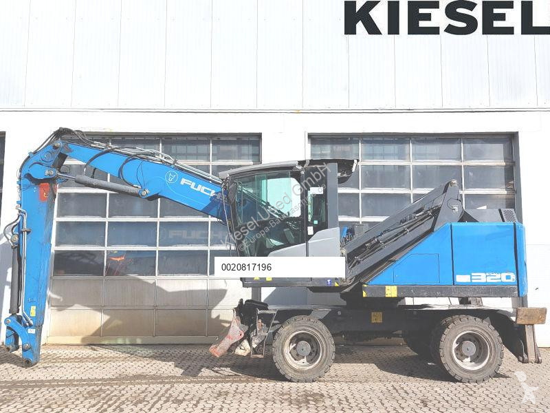 Lopatový nakládač Fuchs F