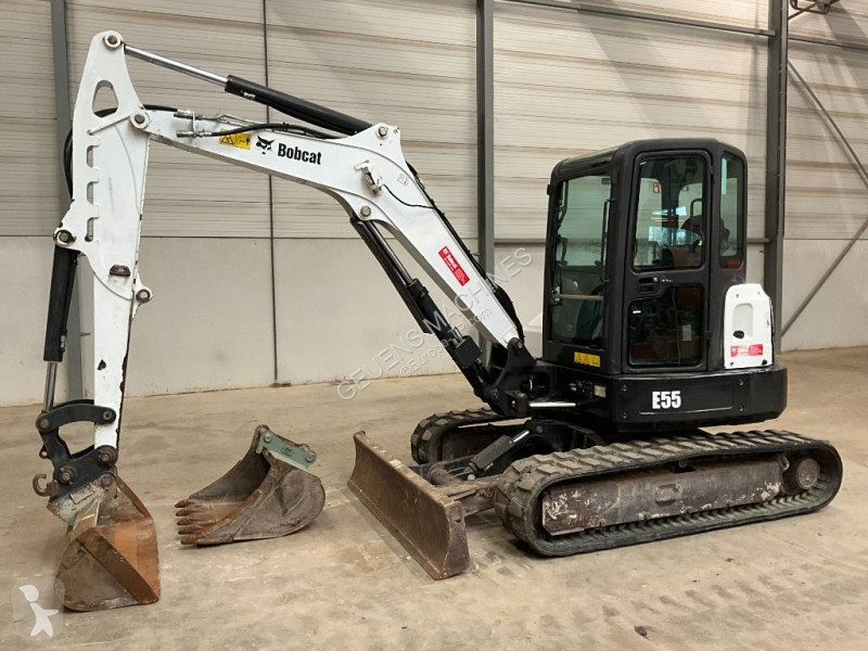 Escavadora Bobcat E 55