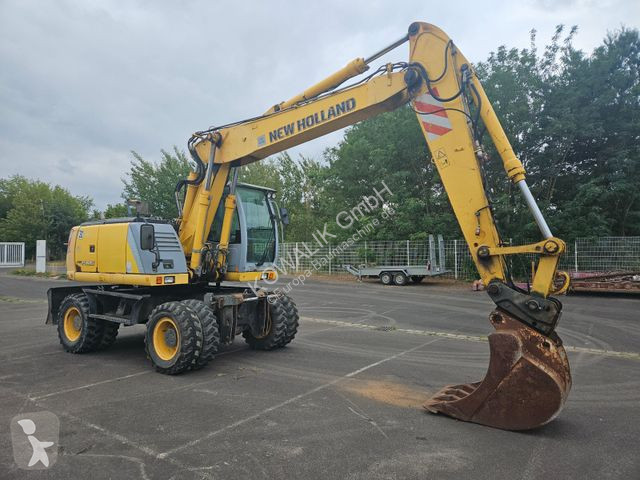 Excavator New Holland 18t Mobilbagger