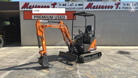 Miniexcavadora Hitachi