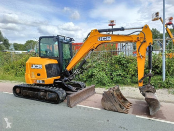Mini pelle JCB