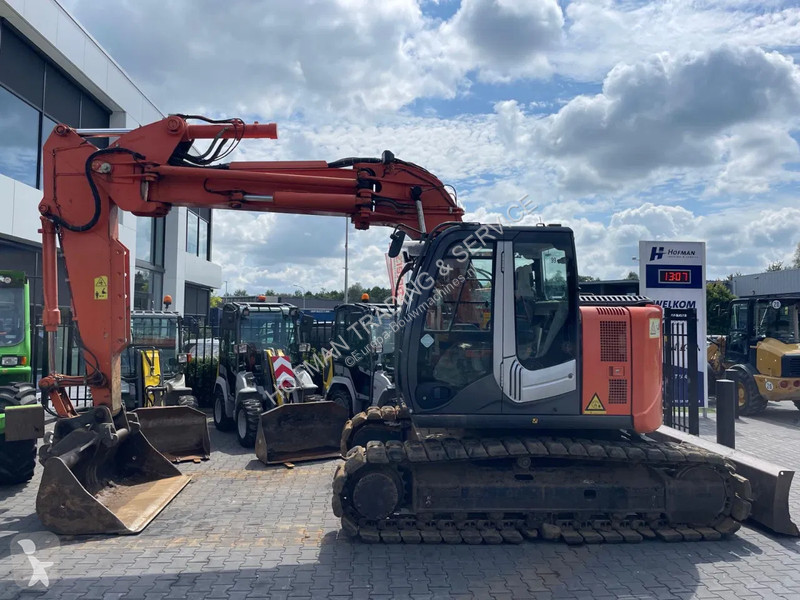 Excavadora Hitachi -3