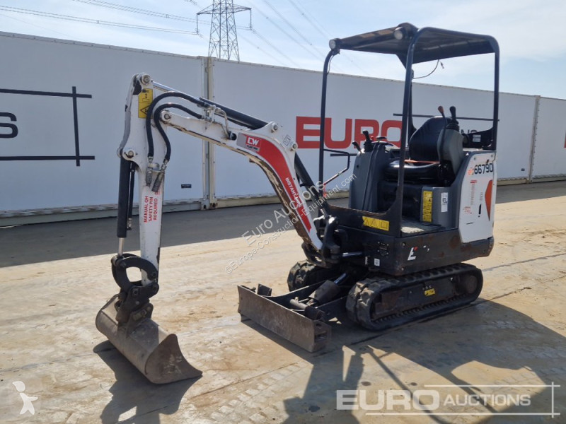 جرافة Bobcat E17