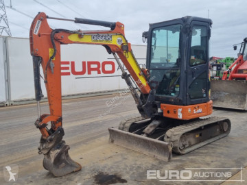 Miniexcavadora Hitachi