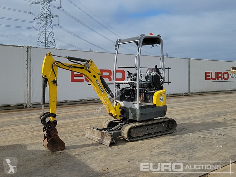 Escavadora EZ17