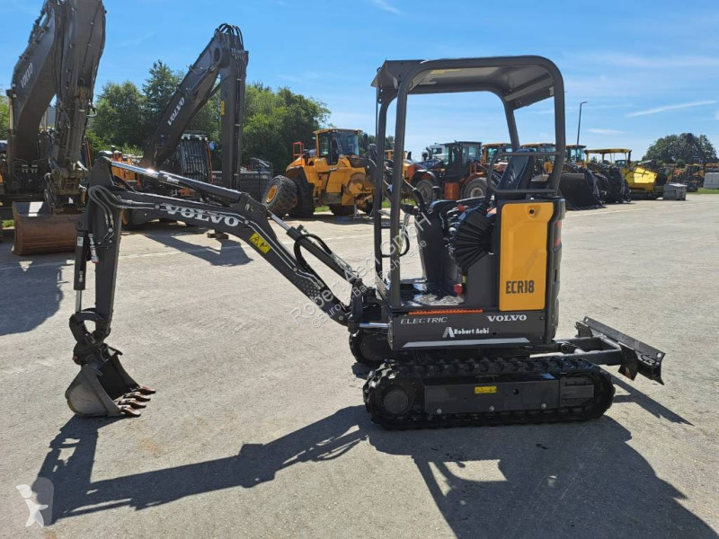 Escavadora Volvo JECR18E