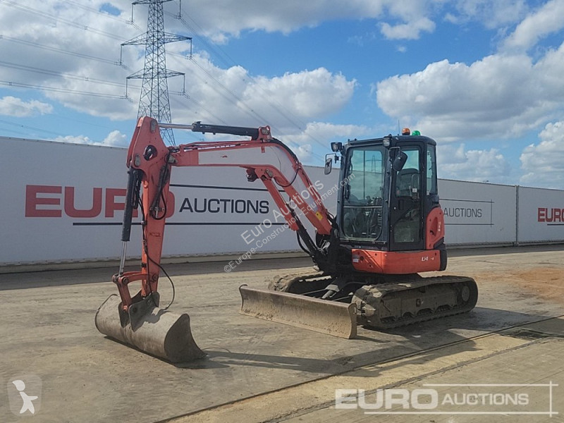 Lopatový nakládač Kubota U48-4