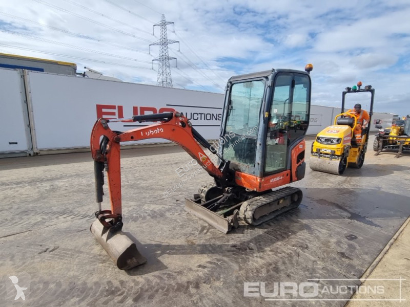 Lopatový nakládač Kubota KX016-4