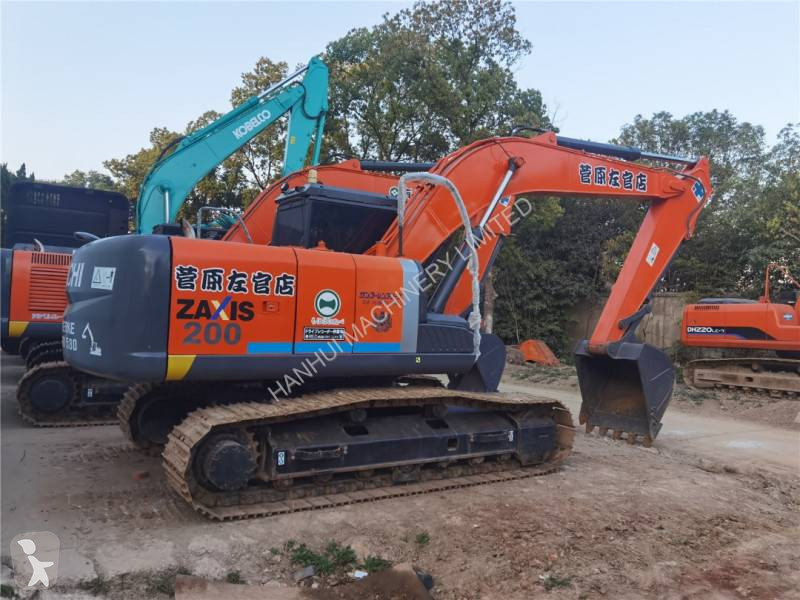 جرافة Hitachi ZX200-3