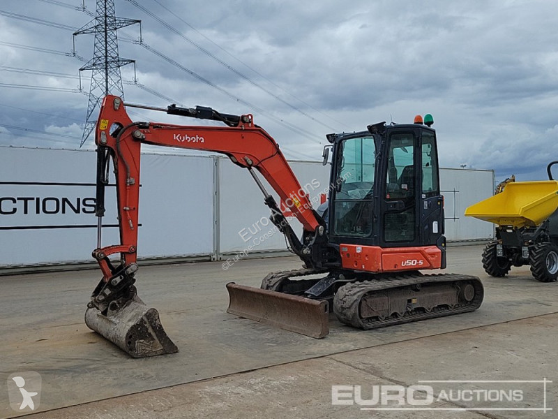 Lopatový nakládač Kubota U50-5