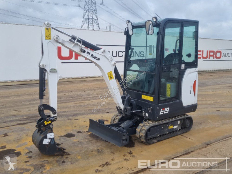Lopatový nakládač Bobcat E19