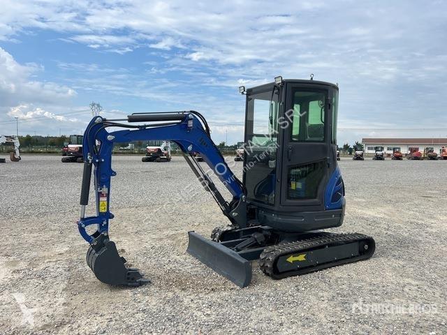 Excavadora JPC HT25 Mini Excavator (Unused)