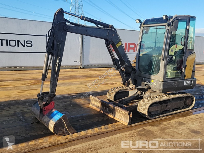 Excavator Volvo EC27C