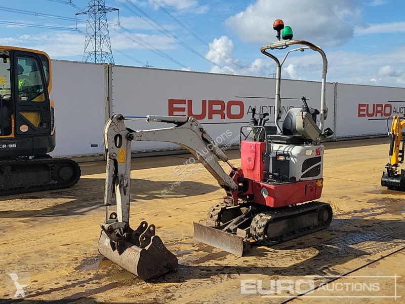 Skovel Takeuchi TB210R