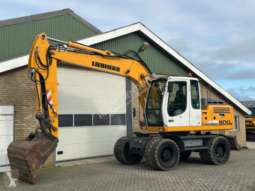 Liebherr A900C