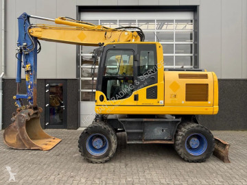 Kolová lopata Komatsu