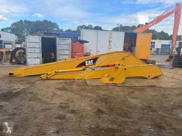 Graafmachine Caterpillar 330 long reach boom 18m