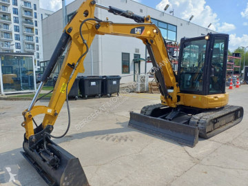 Mini-excavator Caterpillar