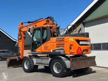 Doosan DX140 W