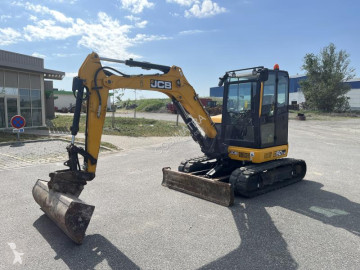 Mini pelle JCB
