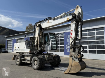 Pelle sur pneus Liebherr