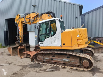 Liebherr 914 R excavator bagger + 6 buckets