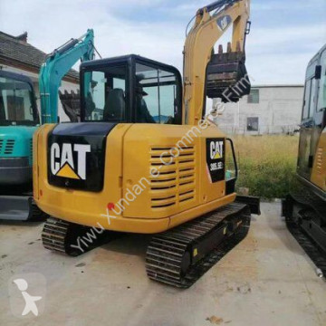 Caterpillar305