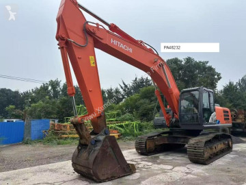 Pásová lopata Hitachi