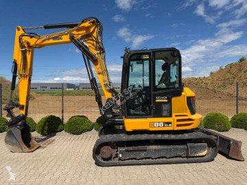 Mini pelle JCB